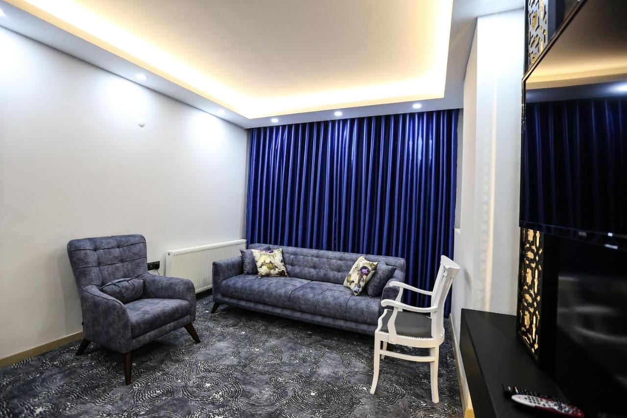 Random Suit Otel Istanbul Bagian luar foto
